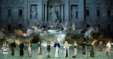collezione fendi fontana di trevi
